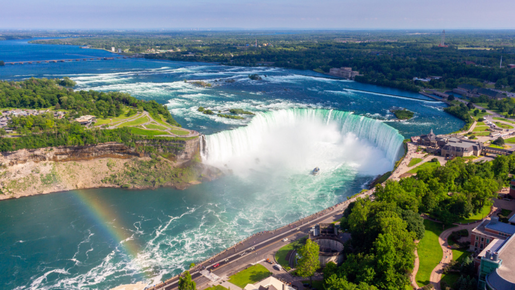 Niagara Falls, Picture by jotily on Canva https://www.canva.com/photos/MADsmQkEb3o/