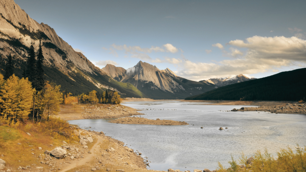 Medicine Lake in Jasper⁠, Alberta, Canada